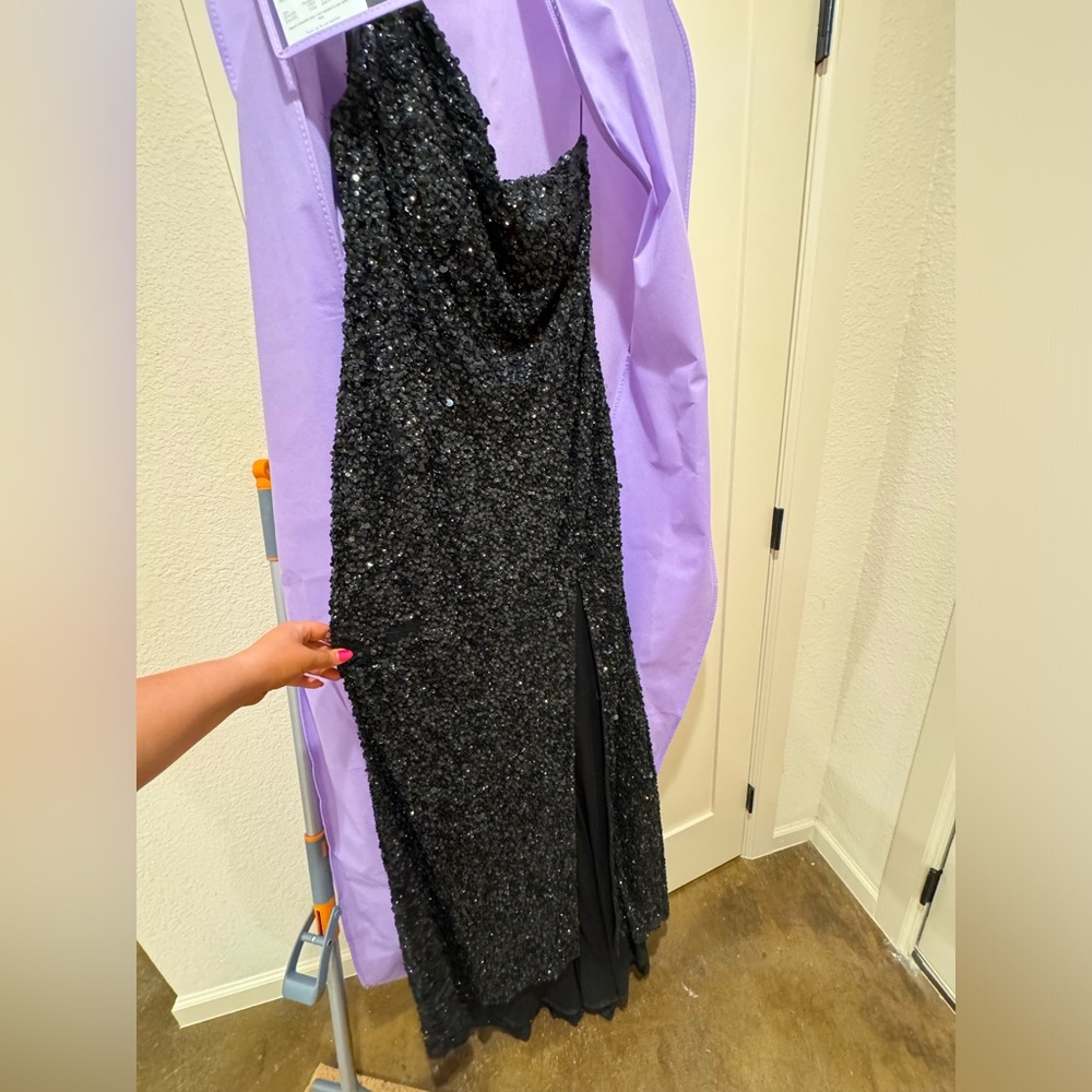 Sherri Hill prom dress